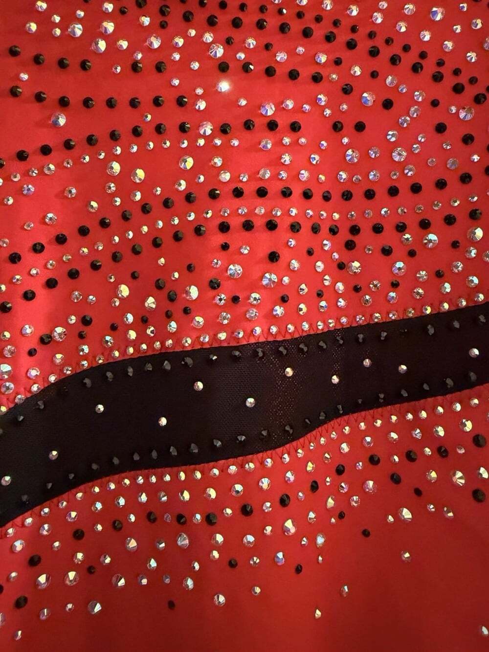 Quatro gymnastics dance Leotard Child Medium RHINESTONES Red Black
